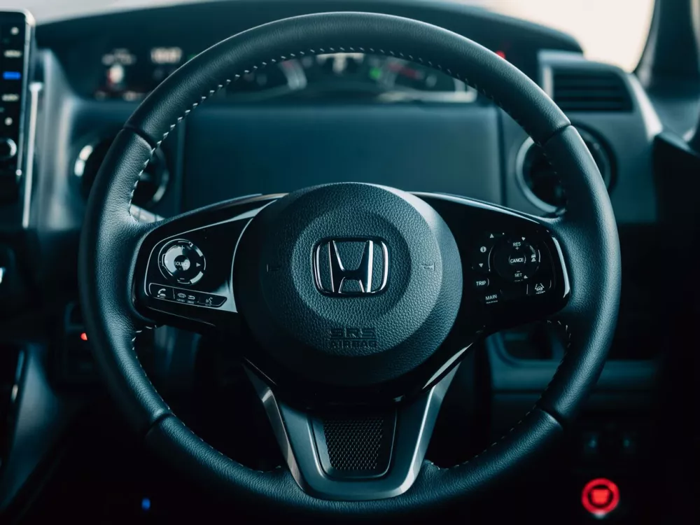 Автомобиль Honda N-BOX II Рестайлинг Микровэн