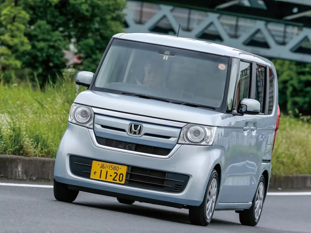 Автомобиль Honda N-BOX II Микровэн