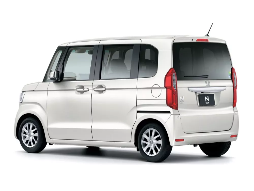 Автомобиль Honda N-BOX II Микровэн