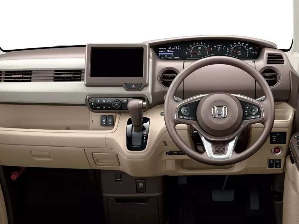 Автомобиль Honda N-BOX II Микровэн