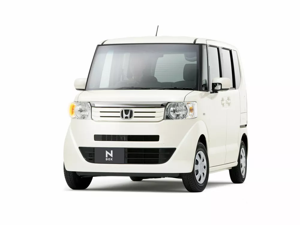 Автомобиль Honda N-BOX I Микровэн