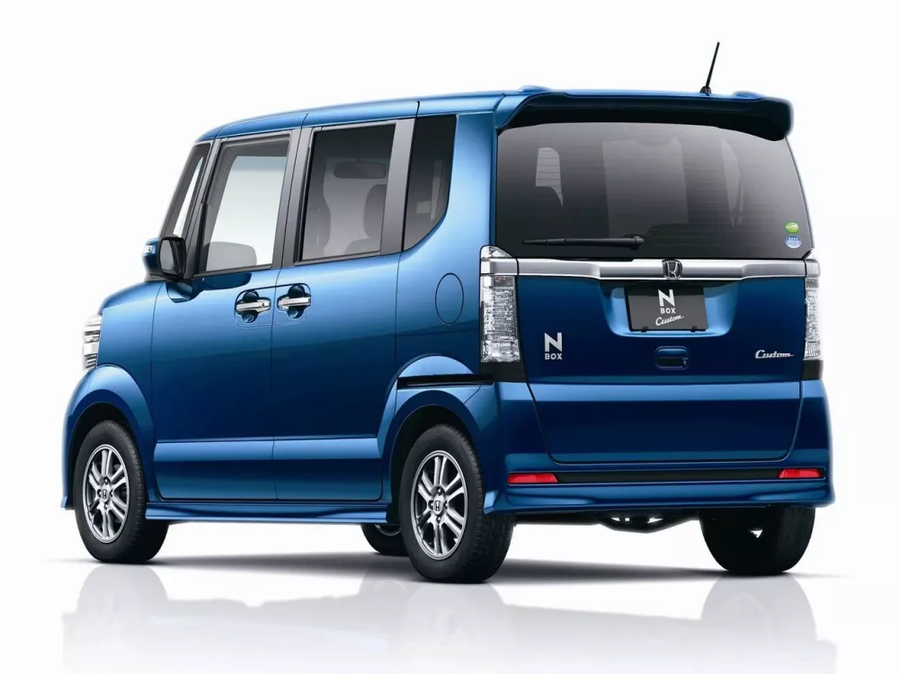 Автомобиль Honda N-BOX I Рестайлинг Микровэн