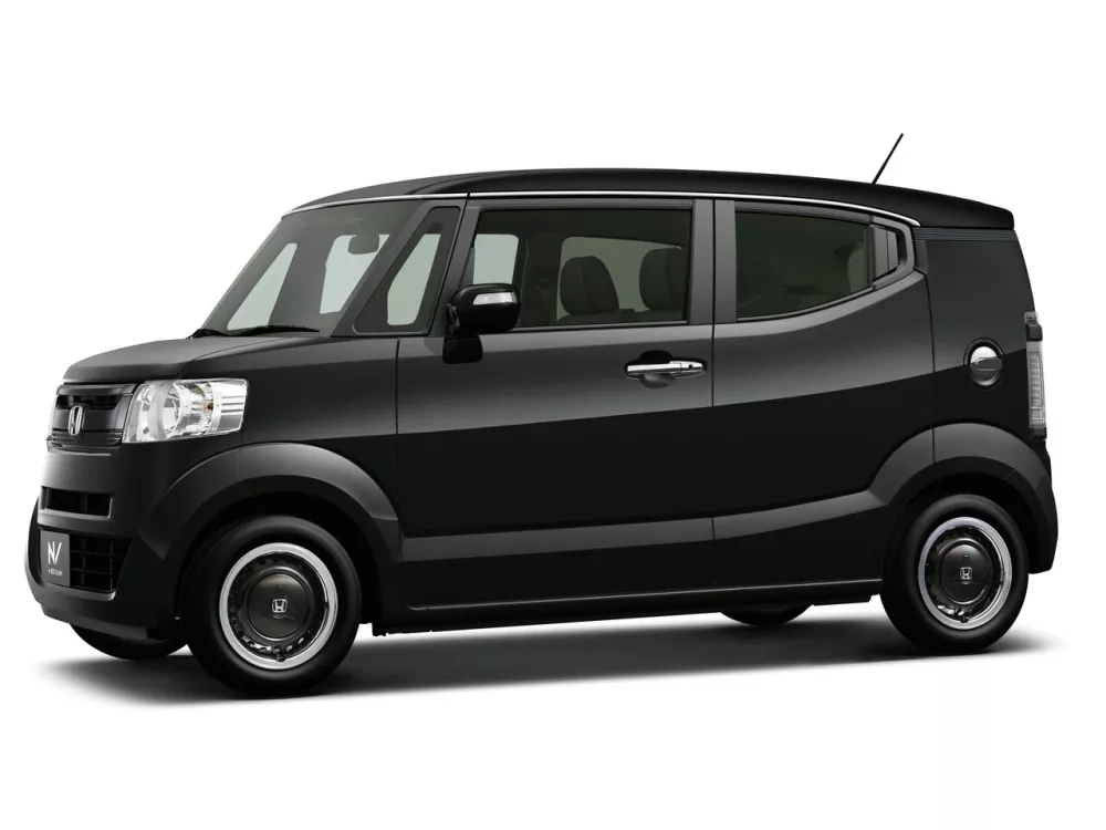 Автомобиль Honda N-BOX Slash I Хэтчбек (5 дверей)
