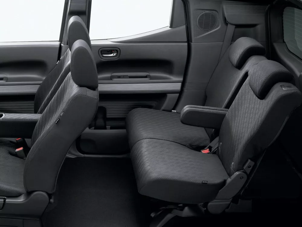 Автомобиль Honda N-BOX Slash I Хэтчбек (5 дверей)