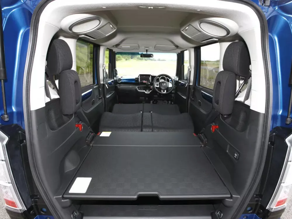 Автомобиль Honda N-BOX+ I Микровэн