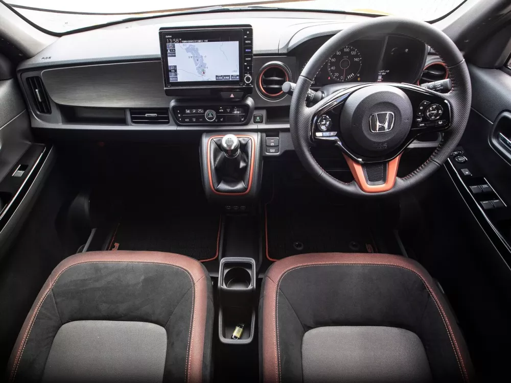 Автомобиль Honda N-One II Хэтчбек (5 дверей)