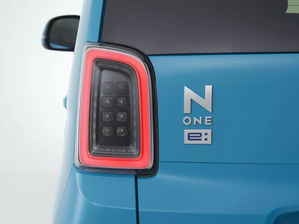 Автомобиль Honda N-One II Хэтчбек (5 дверей) e: