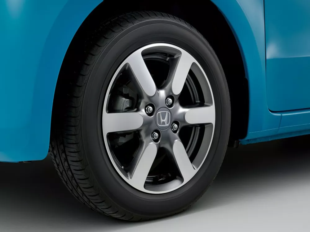 Автомобиль Honda N-One II Хэтчбек (5 дверей) e: