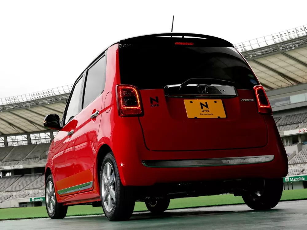Автомобиль Honda N-One I Хэтчбек (5 дверей)