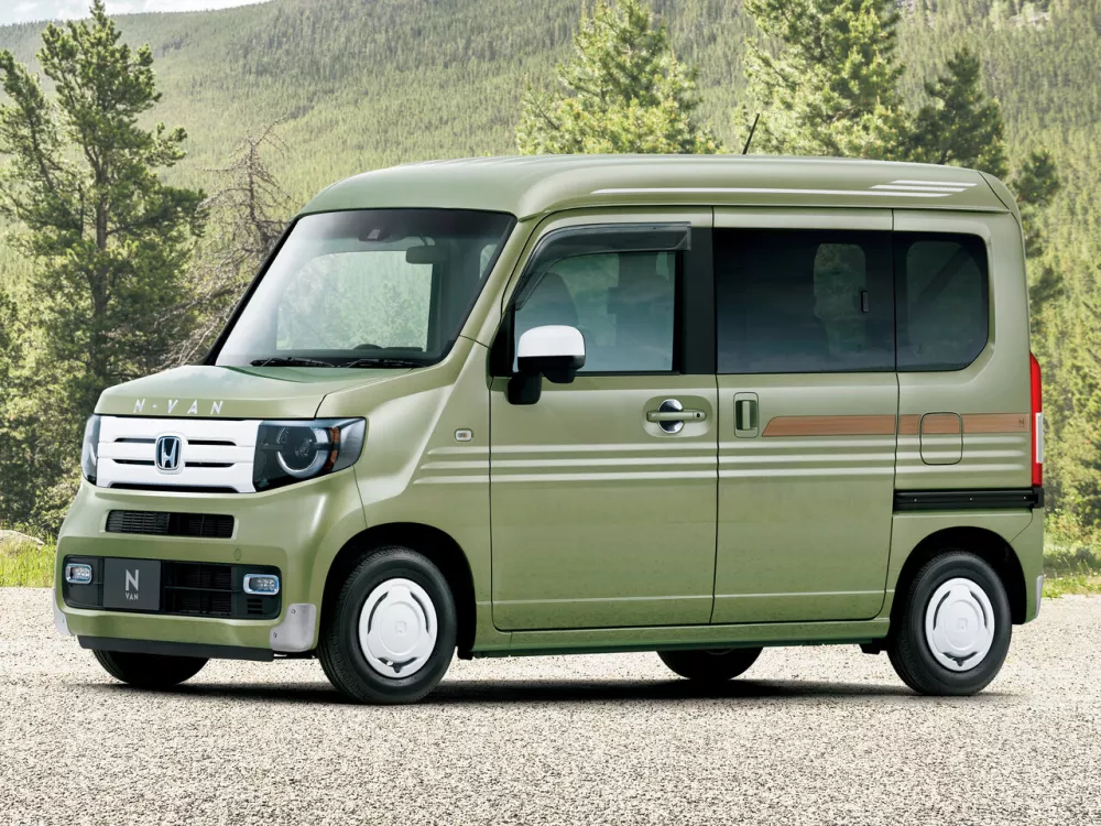 Автомобиль Honda N-VAN Микровэн