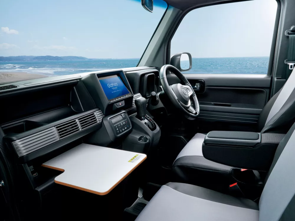Автомобиль Honda N-VAN Микровэн
