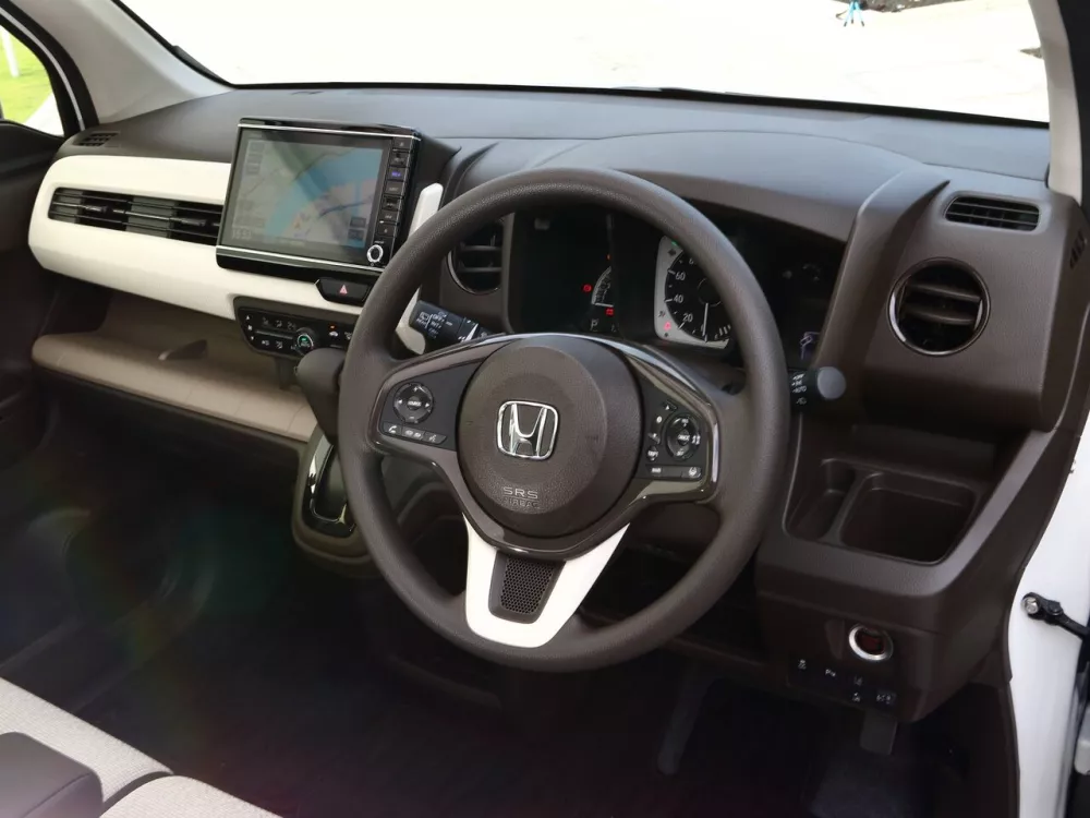 Автомобиль Honda N-WGN II Хэтчбек (5 дверей)