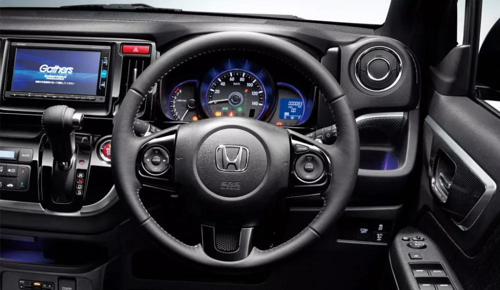 Автомобиль Honda N-WGN I Рестайлинг Хэтчбек (5 дверей)