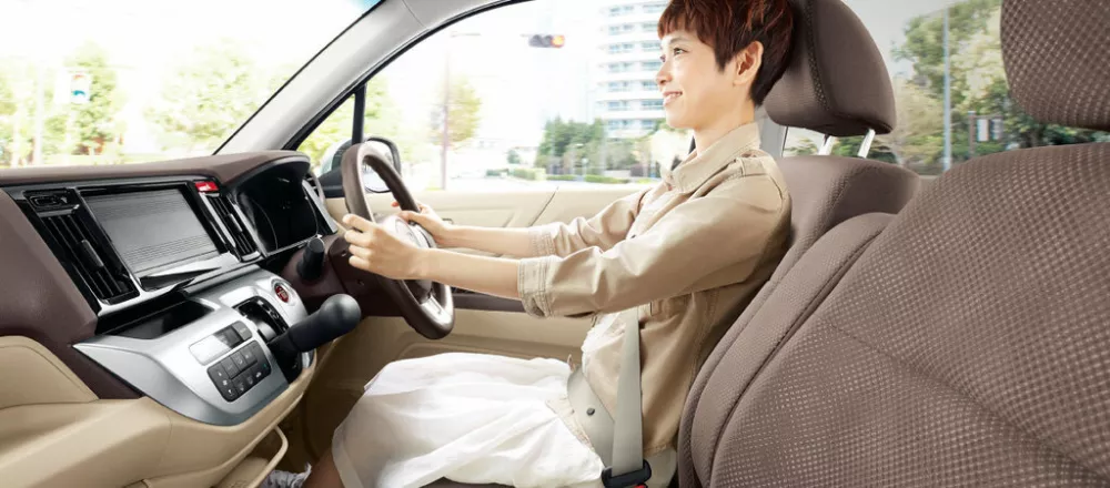 Автомобиль Honda N-WGN I Рестайлинг Хэтчбек (5 дверей)