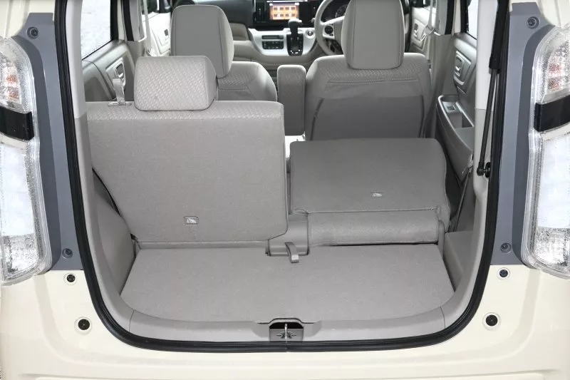 Автомобиль Honda N-WGN I Хэтчбек (5 дверей)