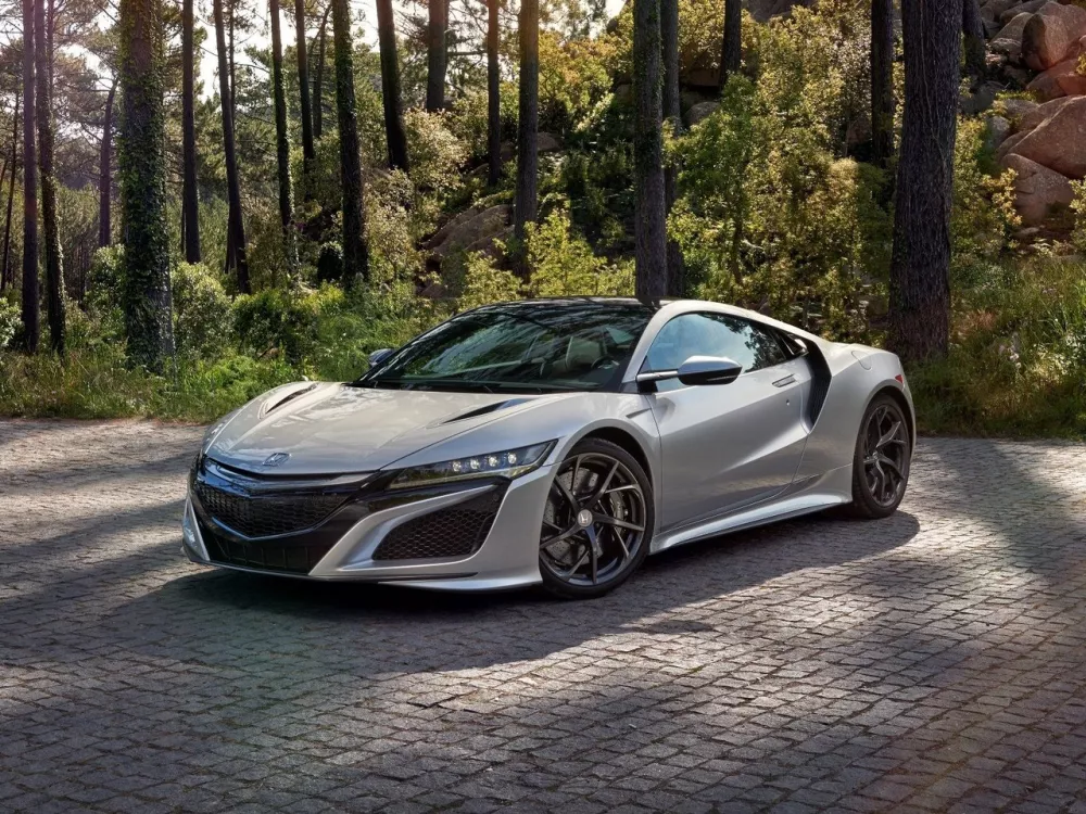 Автомобиль Honda NSX II Купе