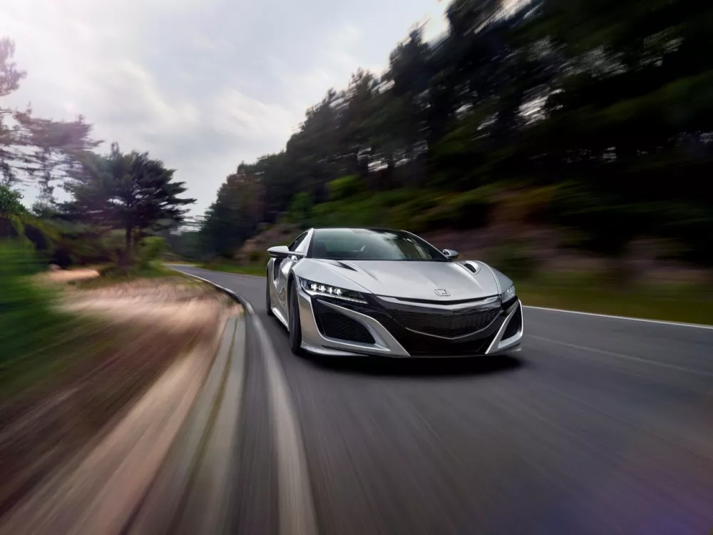 Автомобиль Honda NSX II Купе