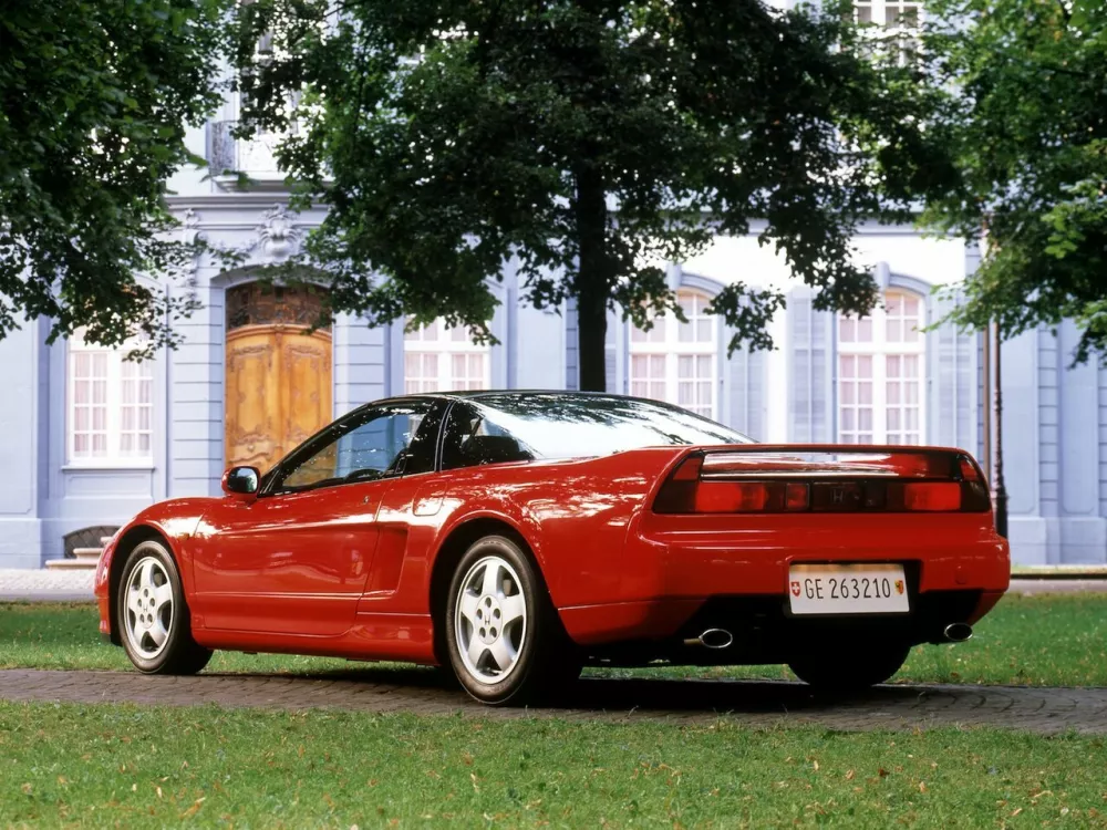 Автомобиль Honda NSX I Купе