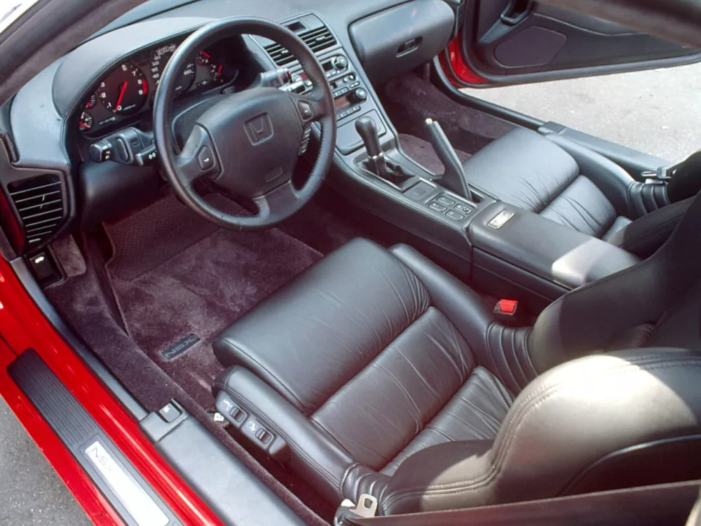 Автомобиль Honda NSX I Купе