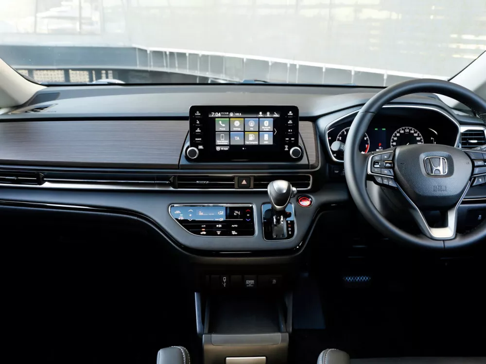 Автомобиль Honda Odyssey V Рестайлинг 2 Минивэн