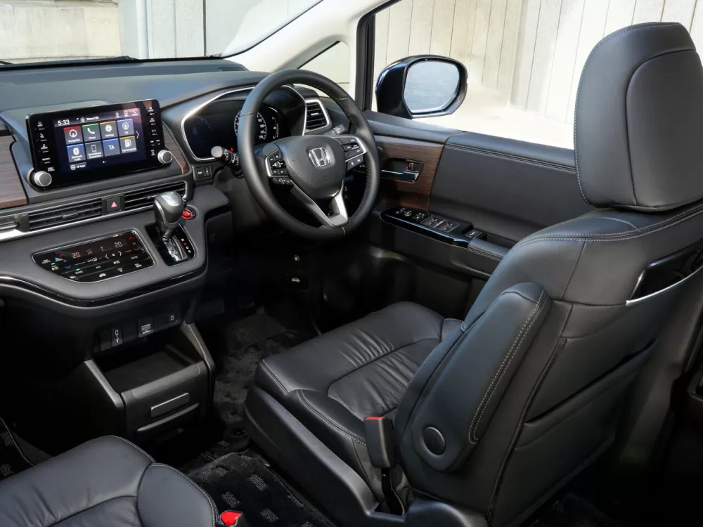 Автомобиль Honda Odyssey V Рестайлинг 2 Минивэн