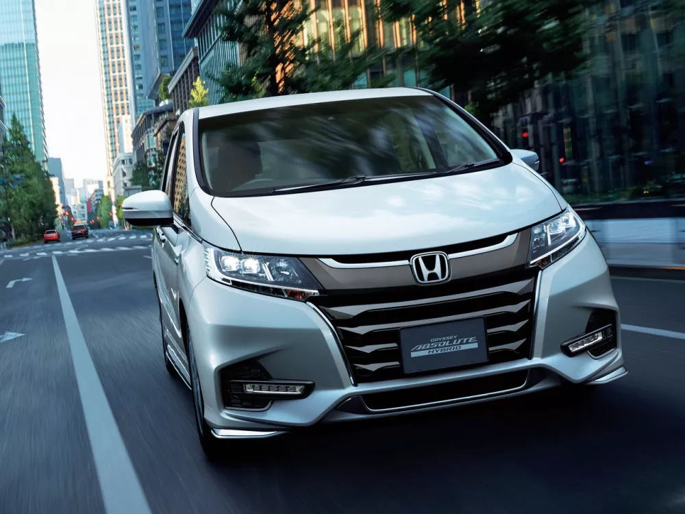 Автомобиль Honda Odyssey V Рестайлинг Минивэн