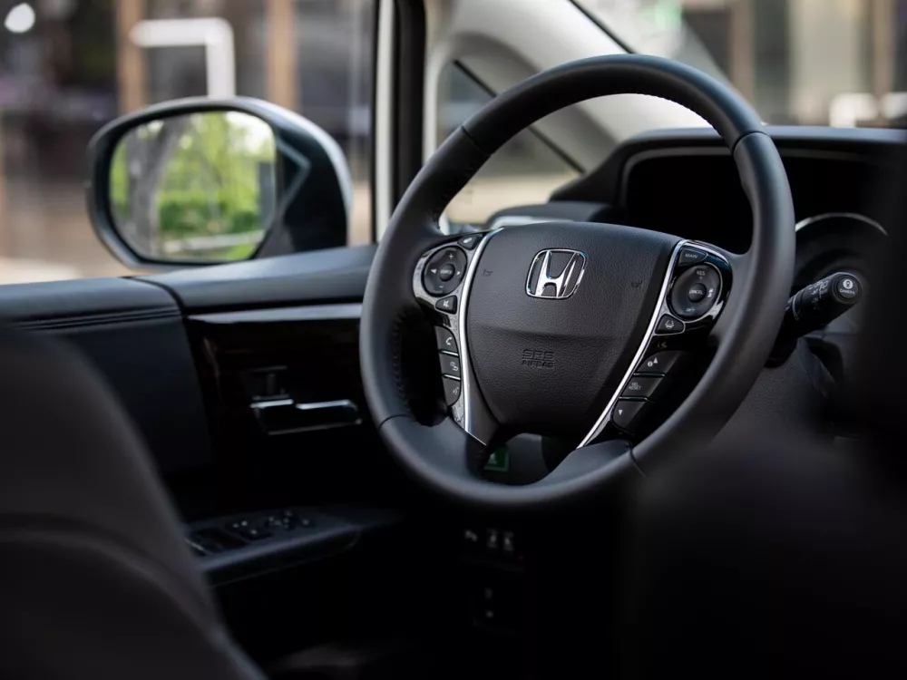 Автомобиль Honda Odyssey V Рестайлинг Минивэн