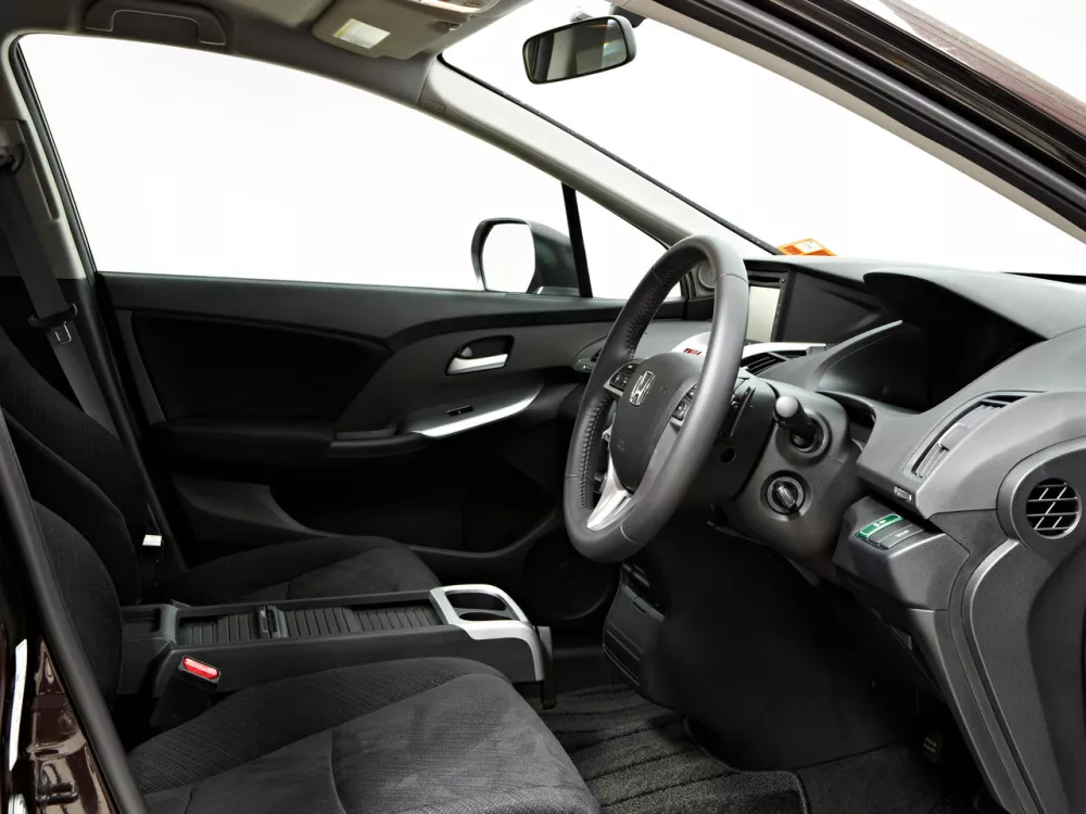 Автомобиль Honda Odyssey IV Компактвэн