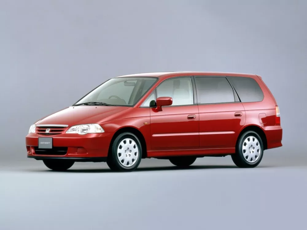 Автомобиль Honda Odyssey II Компактвэн