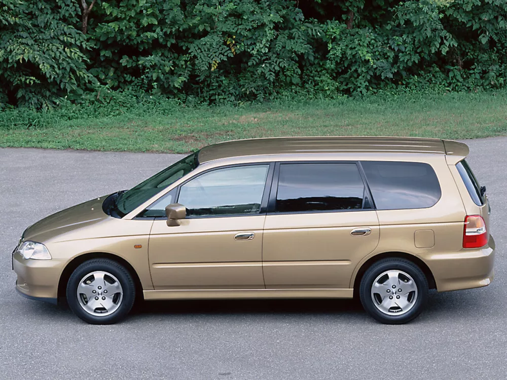 Автомобиль Honda Odyssey II Компактвэн