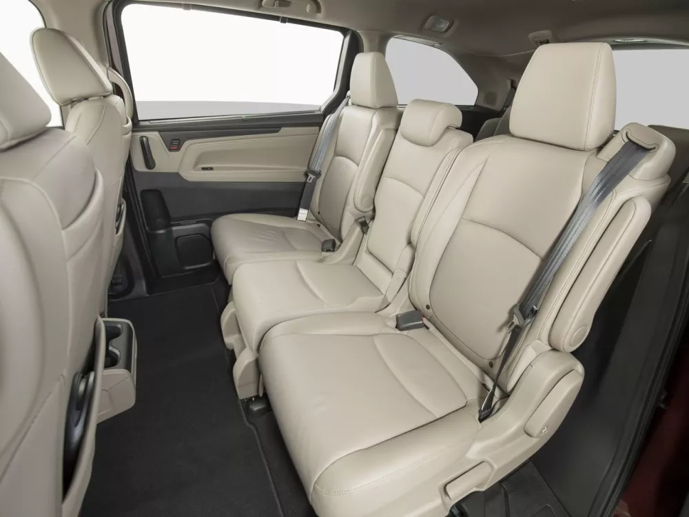 Автомобиль Honda Odyssey (North America) V Минивэн