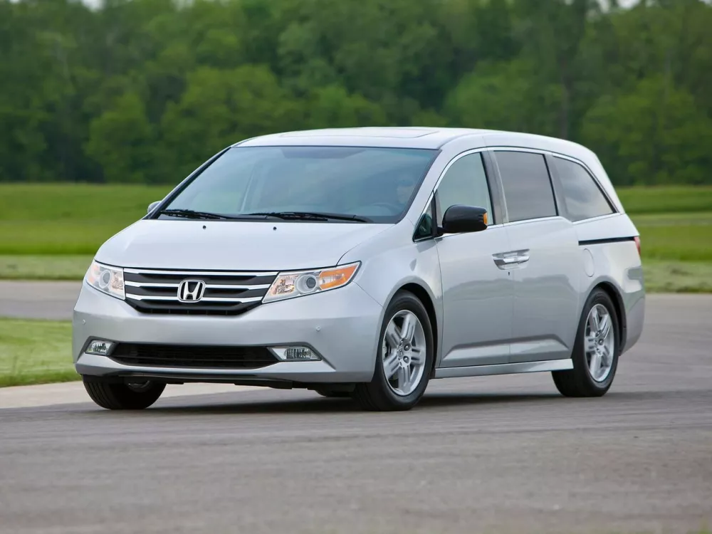 Автомобиль Honda Odyssey (North America) IV Минивэн