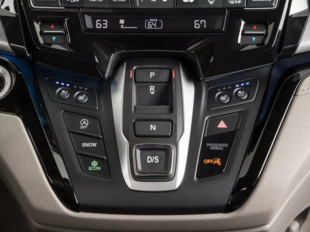 Автомобиль Honda Odyssey (North America) V Минивэн