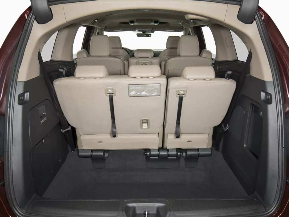 Автомобиль Honda Odyssey (North America) V Минивэн
