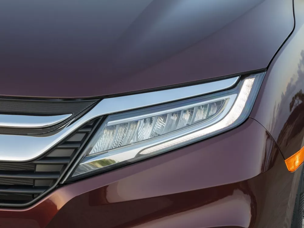 Автомобиль Honda Odyssey (North America) V Минивэн