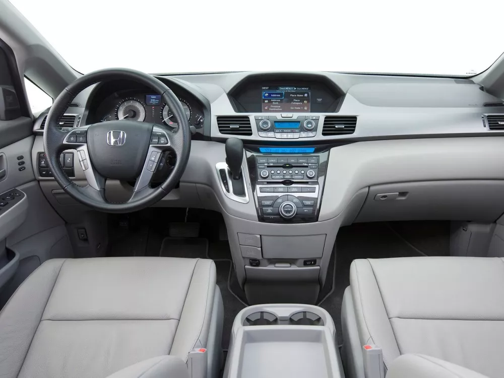 Автомобиль Honda Odyssey (North America) IV Минивэн
