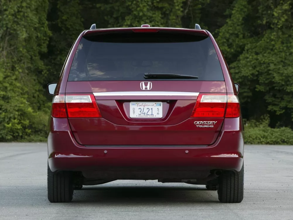 Автомобиль Honda Odyssey (North America) III Минивэн