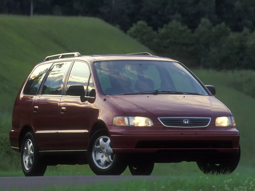 Автомобиль Honda Odyssey (North America) I Минивэн