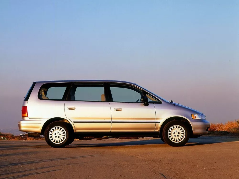 Автомобиль Honda Odyssey (North America) I Минивэн