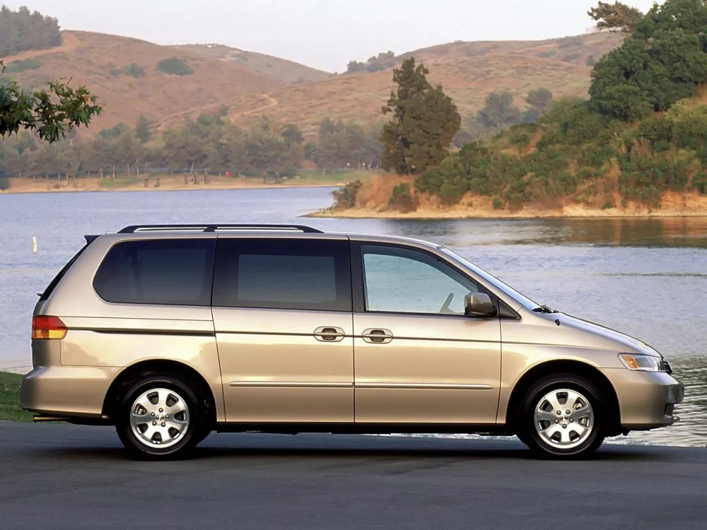 Автомобиль Honda Odyssey (North America) II Минивэн