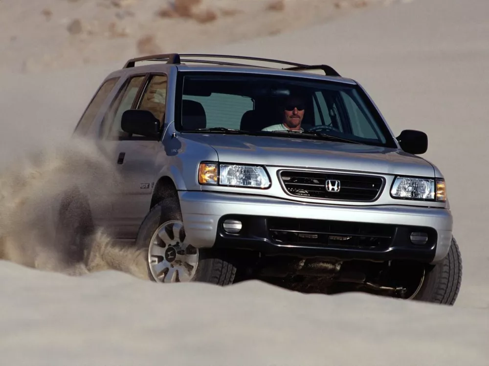 Автомобиль Honda Passport II Внедорожник (5 дверей)