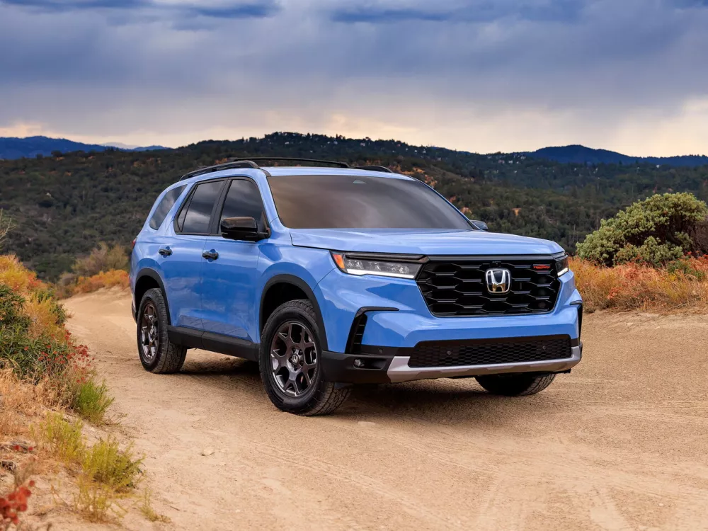 Автомобиль Honda Pilot IV Внедорожник (5 дверей)