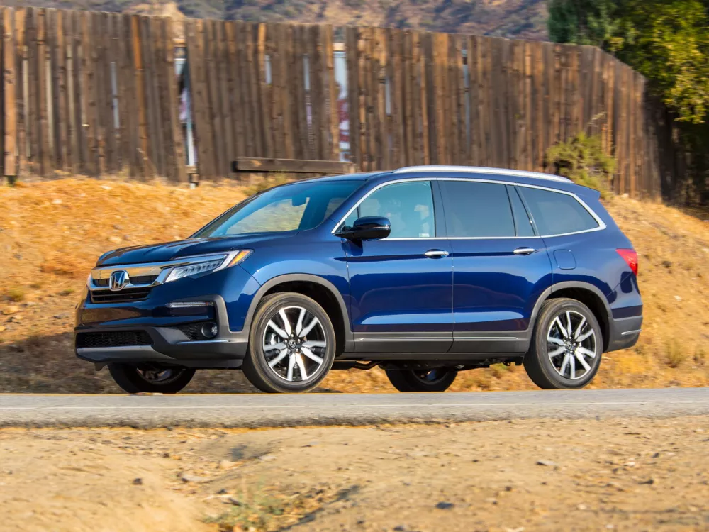 Автомобиль Honda Pilot III Рестайлинг Внедорожник (5 дверей)
