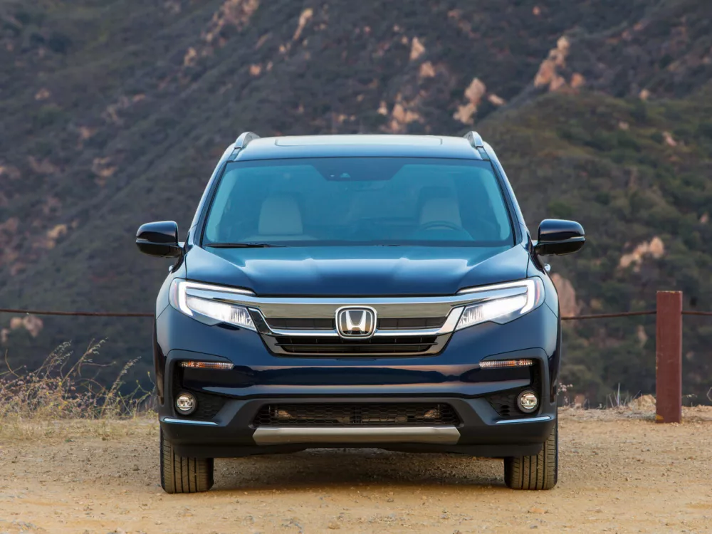 Автомобиль Honda Pilot III Рестайлинг Внедорожник (5 дверей)