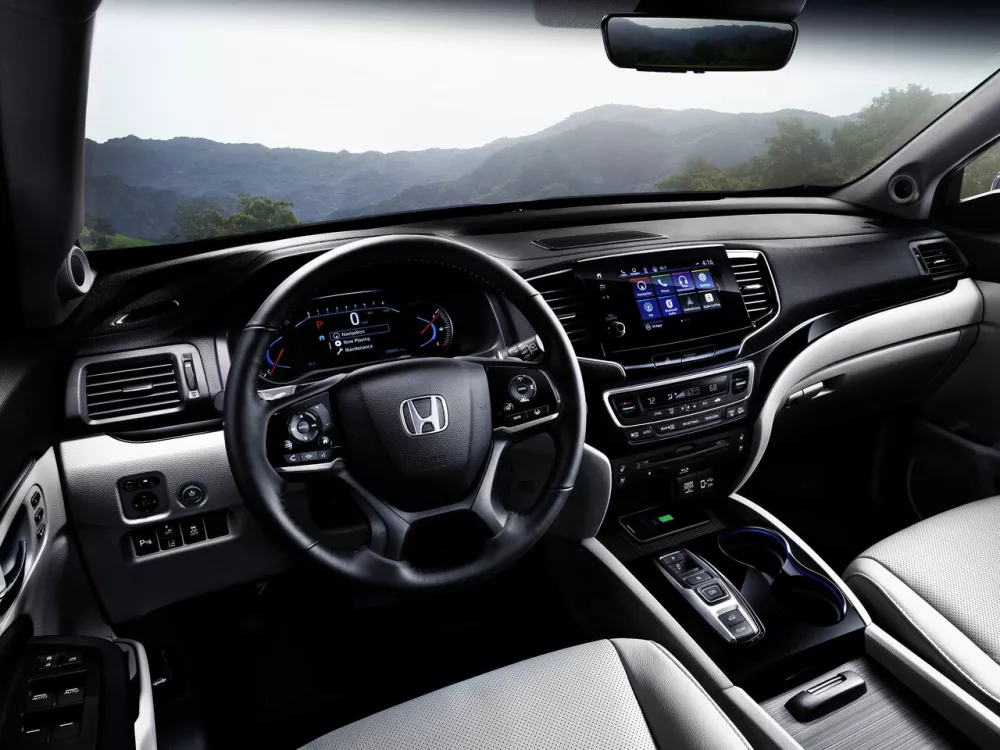 Автомобиль Honda Pilot III Рестайлинг Внедорожник (5 дверей)