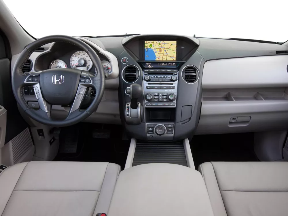 Автомобиль Honda Pilot II Рестайлинг Внедорожник (5 дверей)