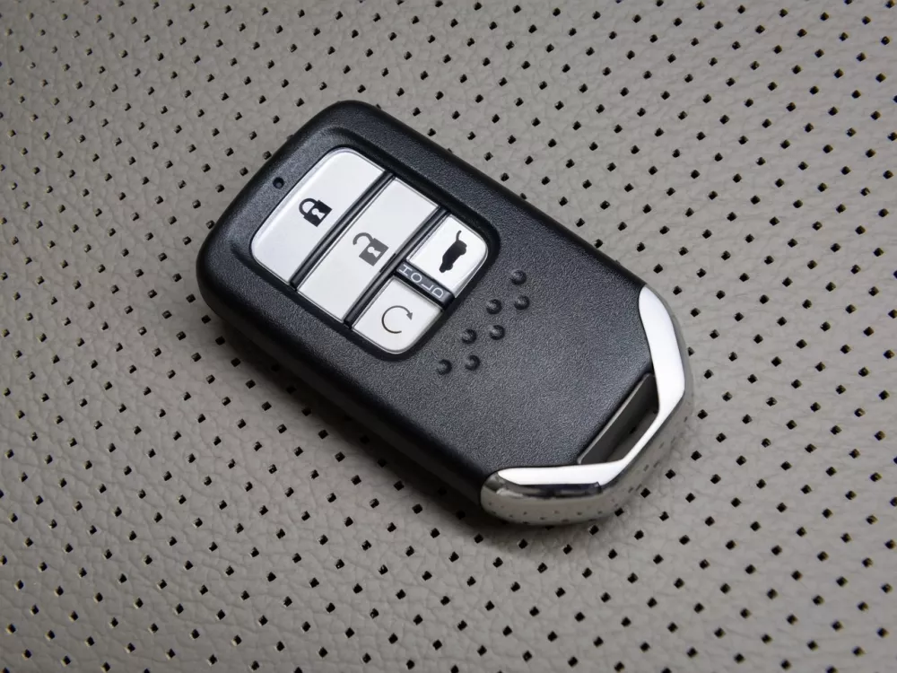 Автомобиль Honda Pilot III Внедорожник (5 дверей)