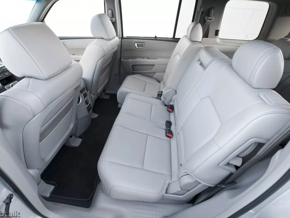 Автомобиль Honda Pilot II Внедорожник (5 дверей)