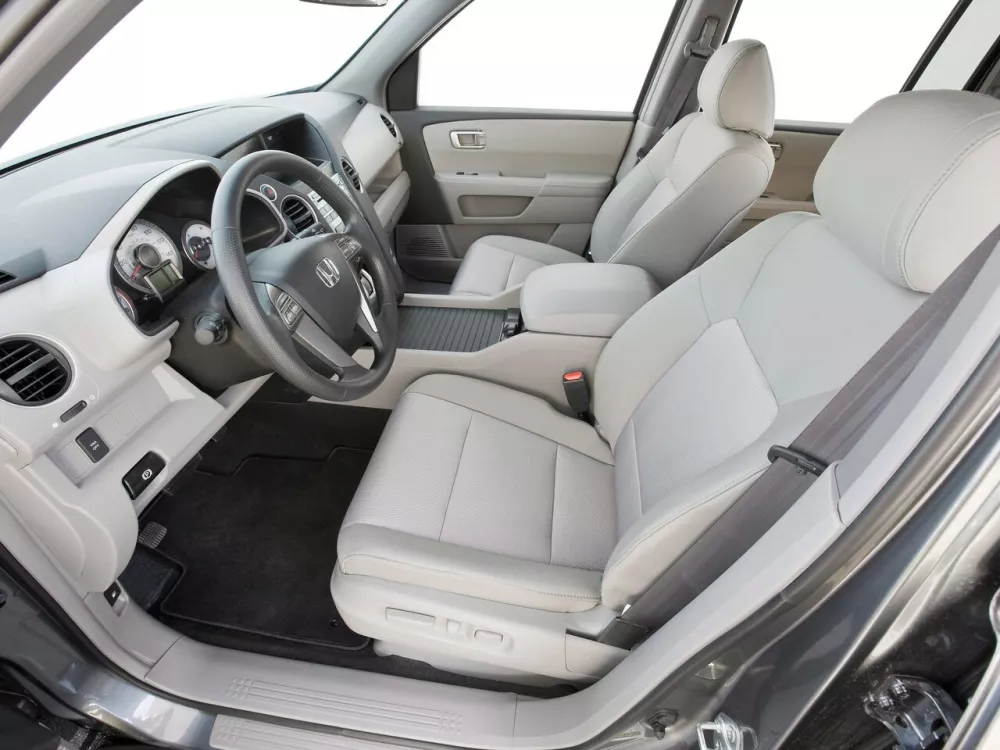Автомобиль Honda Pilot II Внедорожник (5 дверей)