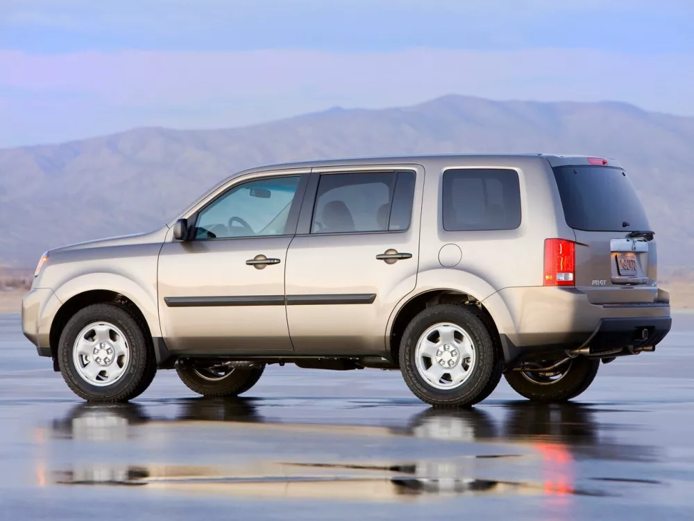 Автомобиль Honda Pilot II Внедорожник (5 дверей)